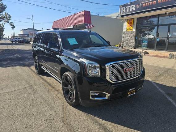 GMC YUKON XL 2017 1GKS1HKJ3HR384832 image